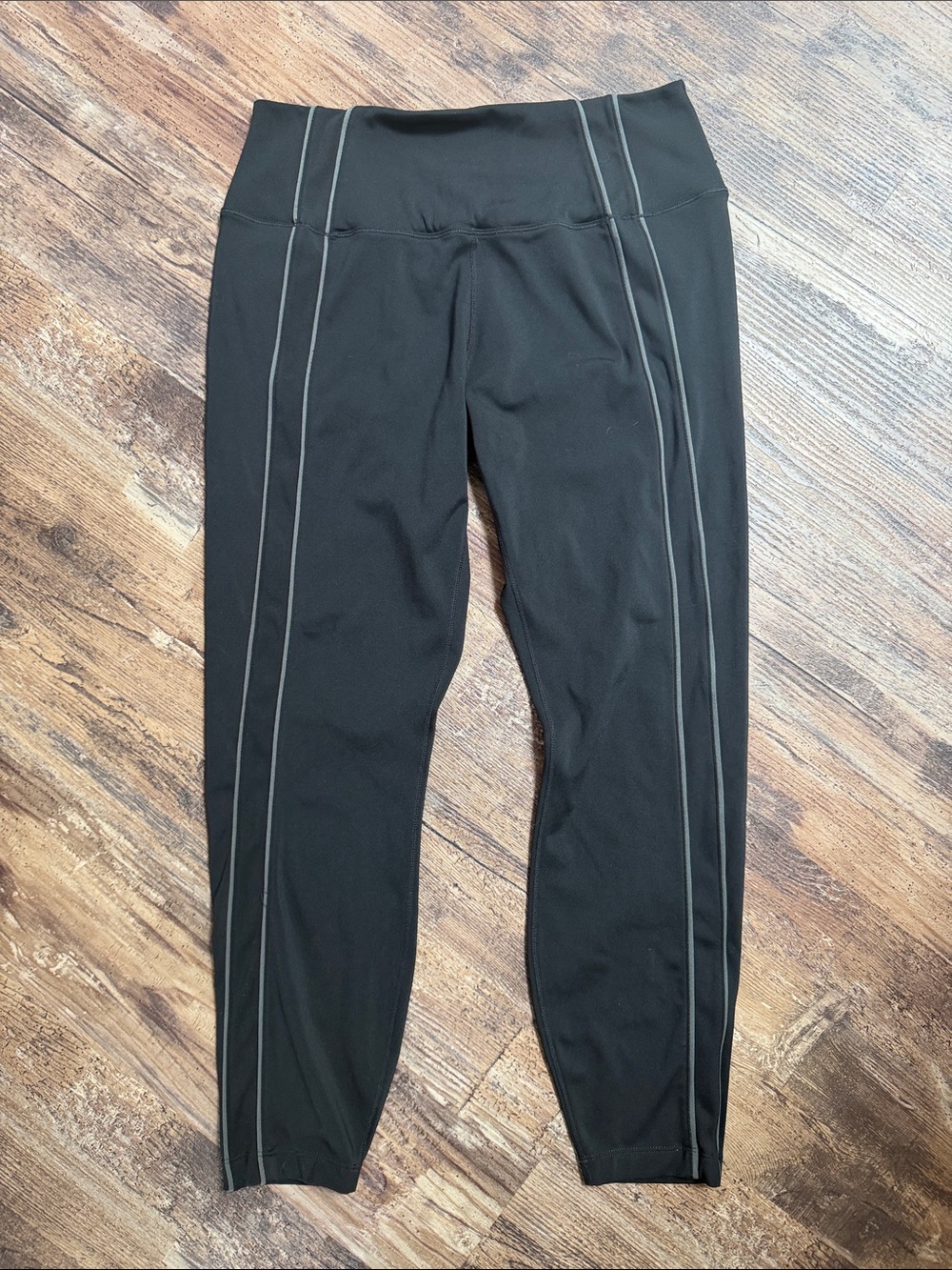 Nike One Leggings size Large